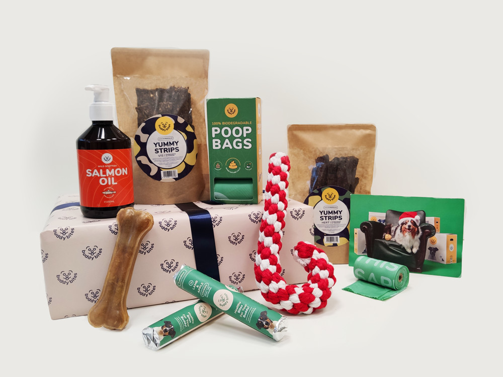Cadeaupakket Kerstpakket voor honden Combi Care & Treat
